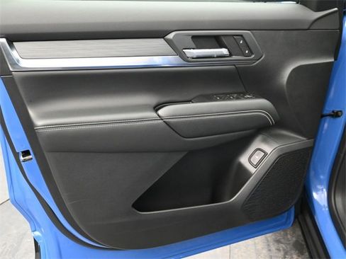 Used 2026 GMC Terrain Elevation w/ Elevation Premium Package image 7