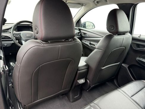 Used 2023 Chevrolet Bolt EUV Premier w/ Sun & Sound Package image 13