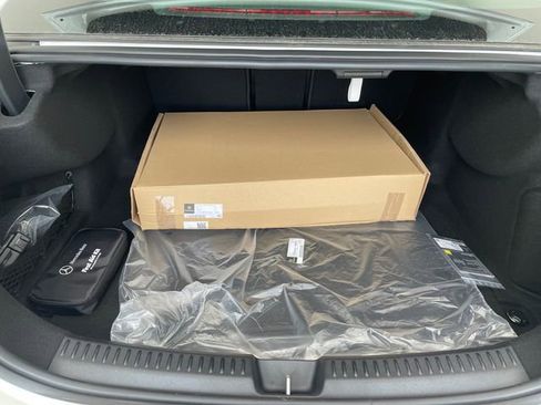 New 2025 Mercedes-Benz E 350 Sedan image 8