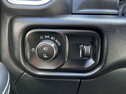 Used 2024 RAM 3500 Big Horn image 30