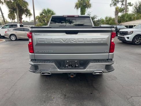 Used 2024 Chevrolet Silverado 1500 LT w/ Z71 Off-Road Package AWD/4WD image 4