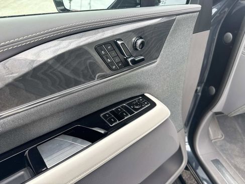Certified 2025 Cadillac Escalade IQ Luxury 1 AWD/4WD image 20