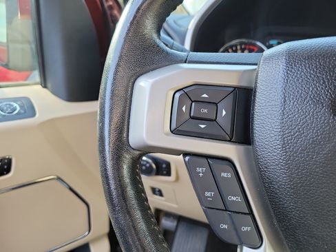 Used 2017 Ford F150 Lariat w/ Equipment Group 501A Mid RWD image 26