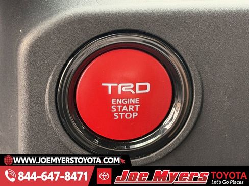 Certified 2025 Toyota Tacoma TRD Off-Road image 22