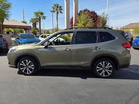 Used 2023 Subaru Forester Limited w/ Popular Package #2 image 7