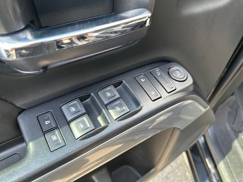 Used 2019 Chevrolet Silverado 1500 LT w/ All Star Edition AWD/4WD image 11