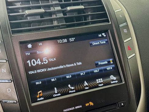 Used 2019 Lincoln MKC Reserve image 18