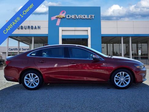 Used 2018 Chevrolet Malibu Hybrid w/ Leather Package image 5