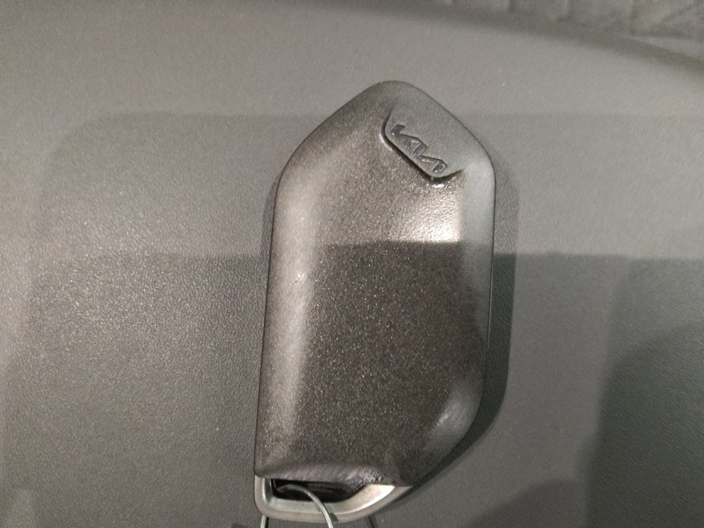 Used 2025 Kia K4 EX FWD image 32