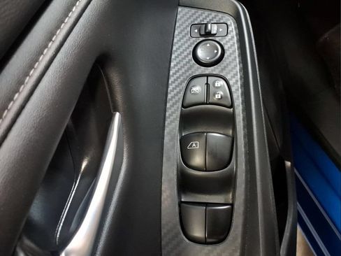 Used 2025 Nissan Sentra SV FWD image 17