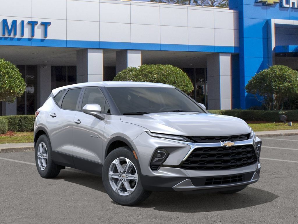 New 2026 Chevrolet Blazer LT FWD image 7
