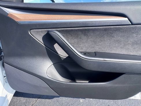 Used 2021 Tesla Model 3 Standard Range Plus RWD image 23