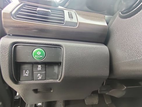 Used 2017 Honda Accord Hybrid Sedan image 13