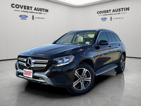 Used 2018 Mercedes-Benz GLC 300 4MATIC image 1