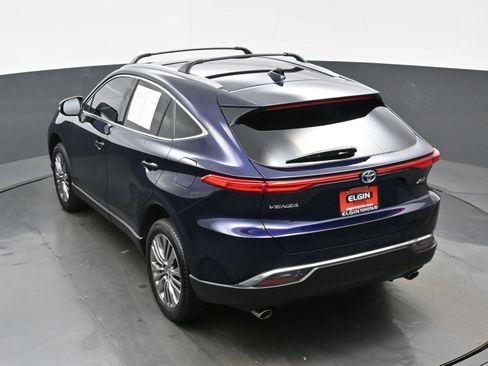 Used 2024 Toyota Venza XLE image 39