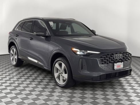 New 2026 Audi Q5 Premium Plus image 7