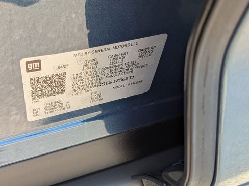 Certified 2025 Buick Enclave Preferred image 35