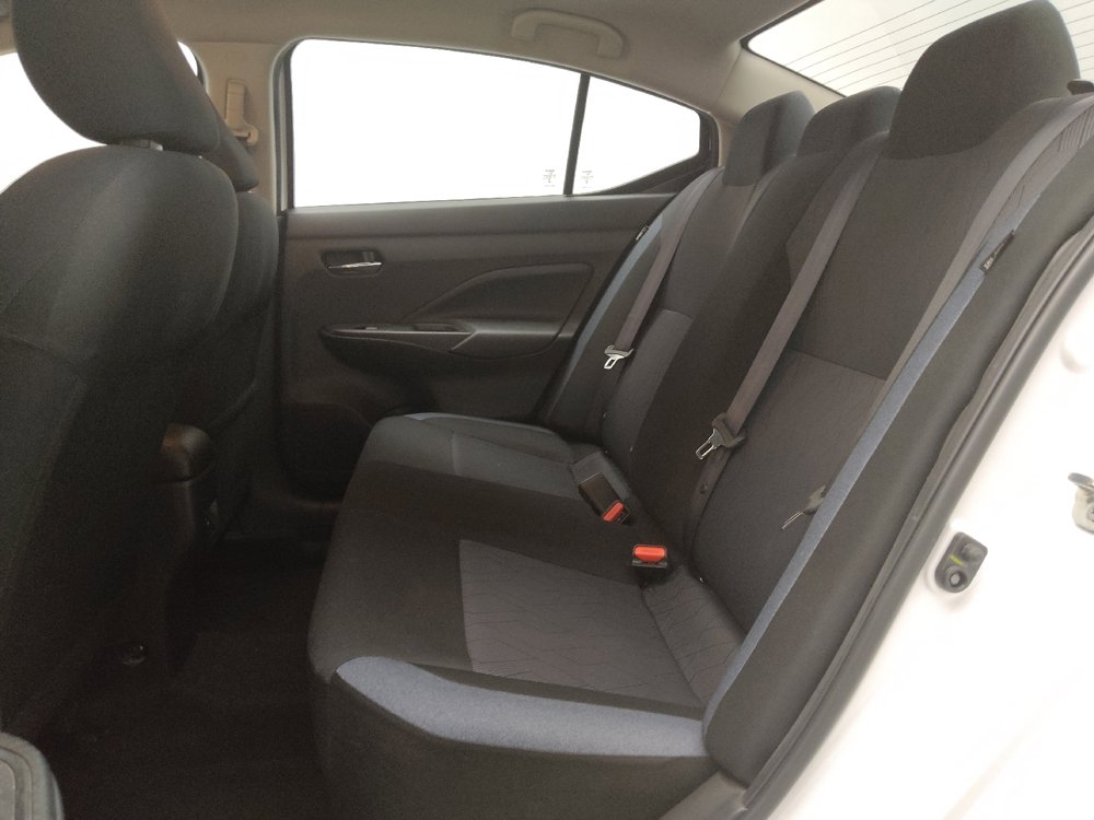 Used 2023 Nissan Versa SV FWD image 18