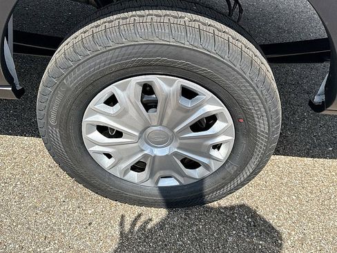 New 2026 Ford Transit 250 148 Medium Roof RWD image 26