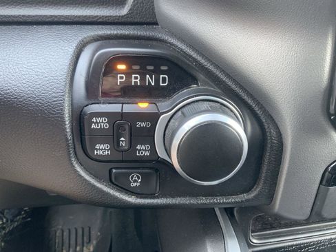 Used 2022 RAM 1500 Big Horn AWD/4WD image 16