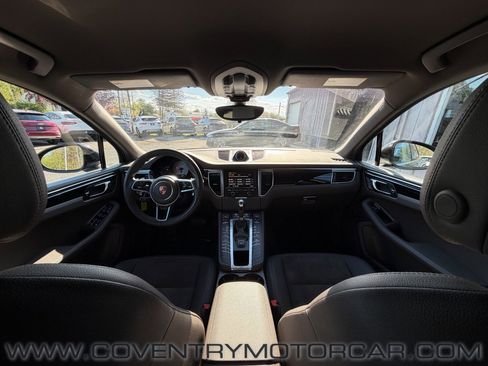 Used 2015 Porsche Macan S AWD/4WD image 32
