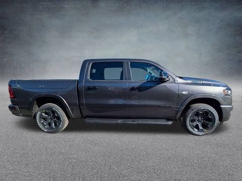 New 2026 RAM 1500 4x4 Crew Cab image 2