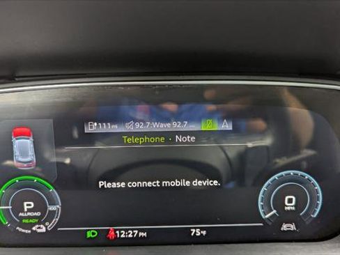 Used 2023 Audi e-tron Premium image 27