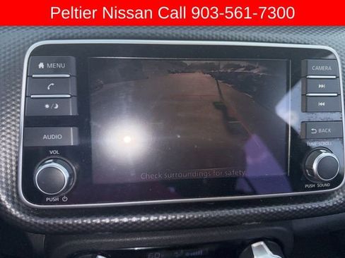 Used 2018 Nissan Kicks SV image 13