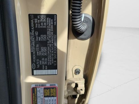 Used 2024 Hyundai Santa Cruz Limited image 29