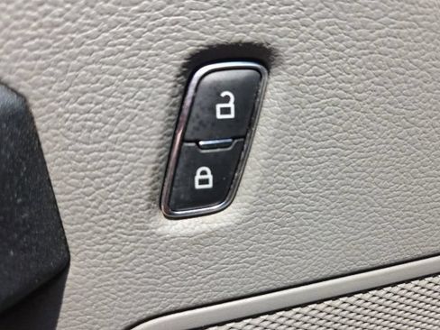 Used 2019 Ford F150 XL w/ Equipment Group 101A Mid RWD image 34