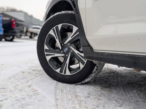 Used 2024 Subaru Crosstrek 2.0i Premium image 6