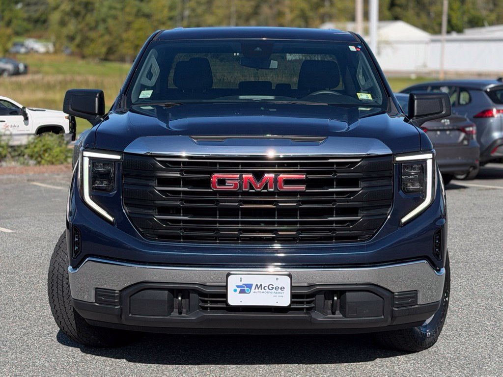 Used 2023 GMC Sierra 1500 Pro w/ Pro Value Package AWD/4WD image 2