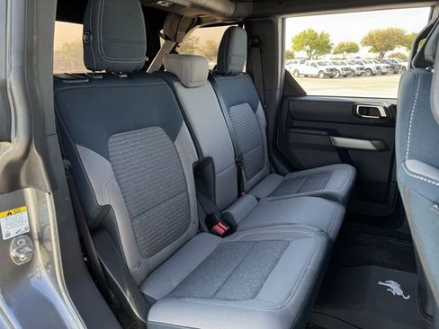 Used 2021 Ford Bronco Outer Banks image 30