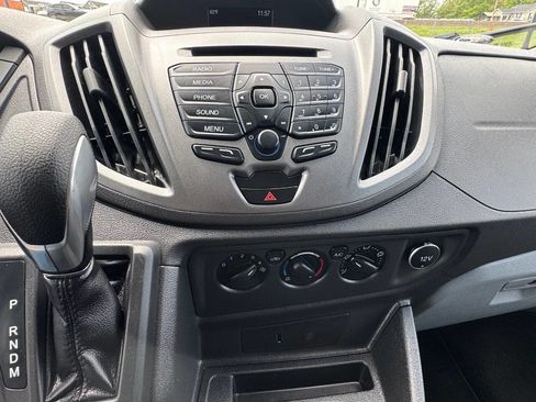 Used 2018 Ford Transit 350 XL image 10