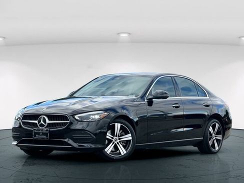 Used 2025 Mercedes-Benz C 300 Sedan image 2