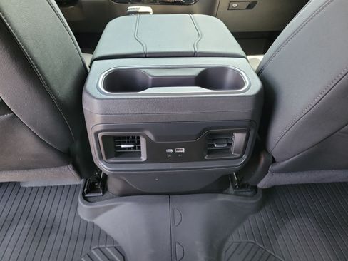 Used 2025 Chevrolet Silverado 1500 LT Trail Boss w/ Convenience Package II AWD/4WD image 11