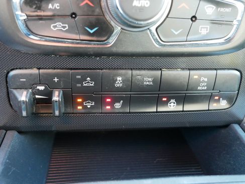 Used 2017 RAM 1500 Rebel w/ Luxury Group image 28