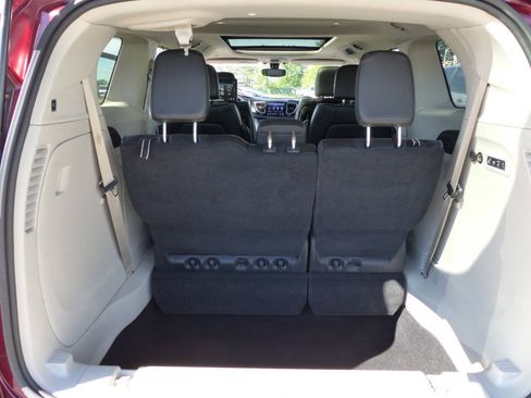 Used 2020 Chrysler Pacifica Limited FWD image 42