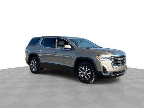 Used 2023 GMC Acadia SLE image 2
