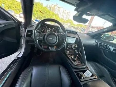 Used 2016 Jaguar F-TYPE R AWD/4WD image 3
