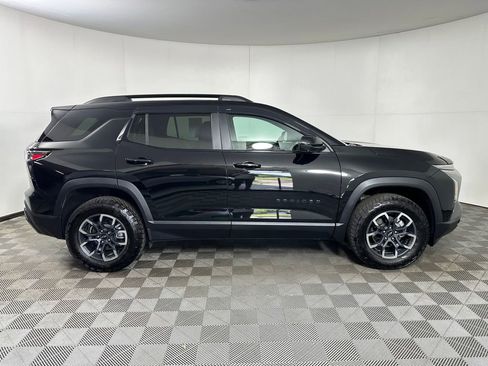 Used 2025 Chevrolet Equinox ACTIV w/ Safety and Technology Package AWD/4WD image 6