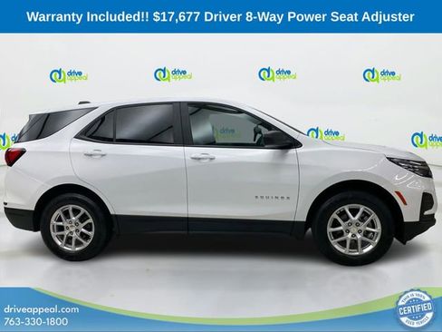 Used 2023 Chevrolet Equinox LS w/ LS Convenience Package image 4