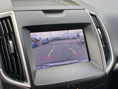 Used 2020 Ford Edge SEL w/ Convenience Package image 21