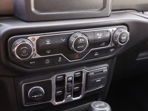 Used 2023 Jeep Wrangler Unlimited Sport AWD/4WD image 16