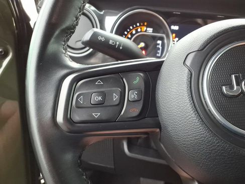 Used 2022 Jeep Gladiator Sport AWD/4WD image 14