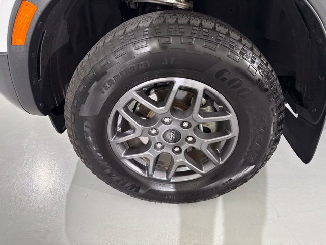 Used 2025 Ford Ranger XLT w/ FX4 Off-Road Package AWD/4WD image 4