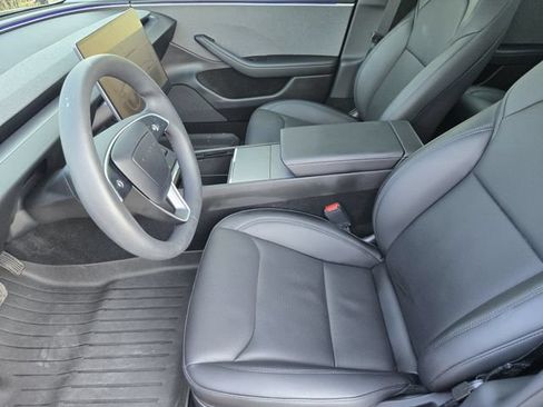 Used 2025 Tesla Model 3 Long Range RWD image 8