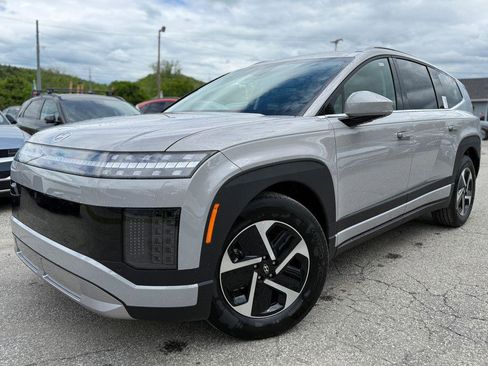 New 2026 Hyundai Ioniq 9 SE image 1