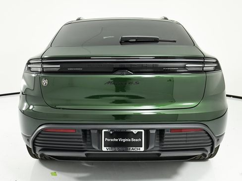 New 2025 Porsche Macan 4S Electric image 6