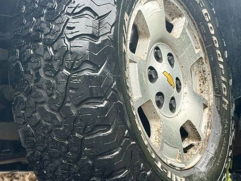 Used 2009 Chevrolet Avalanche LS AWD/4WD image 18